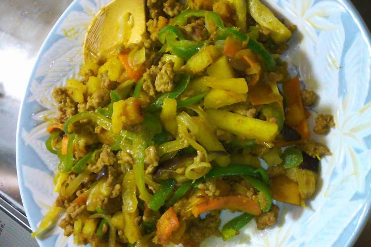 夏野菜炒めカレー味 レシピ 作り方 By Tauttai クックパッド 簡単おいしいみんなのレシピが360万品