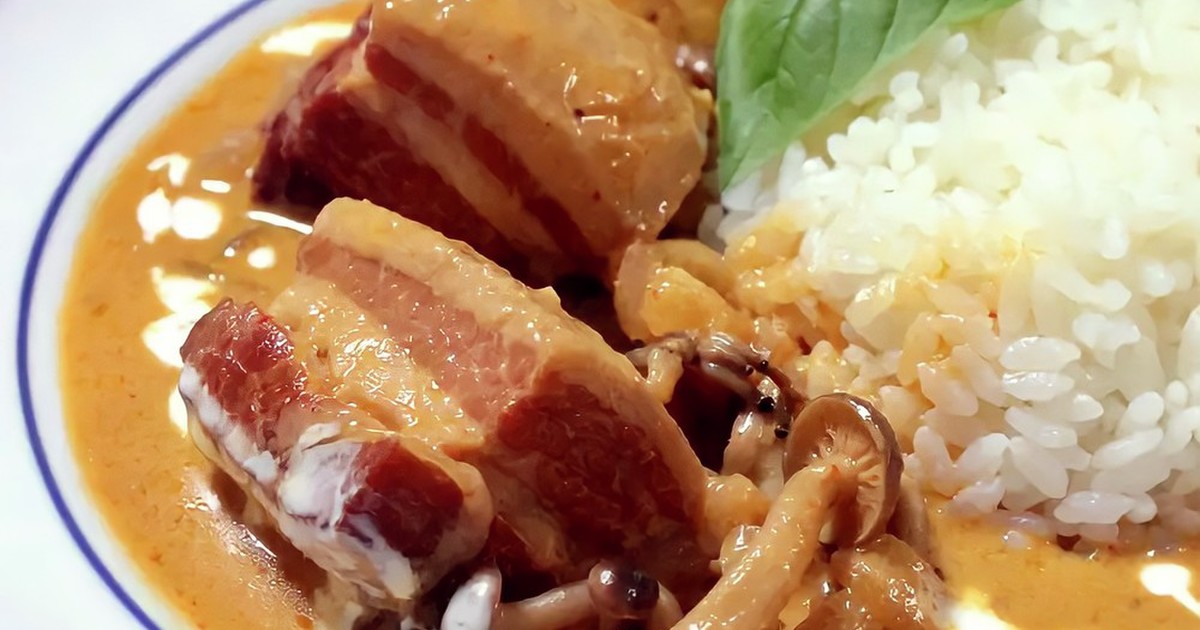 タイで覚えた 豚バラ肉のレッドカレー レシピ 作り方 By くみんちゅキッチン クックパッド 簡単おいしいみんなのレシピが360万品