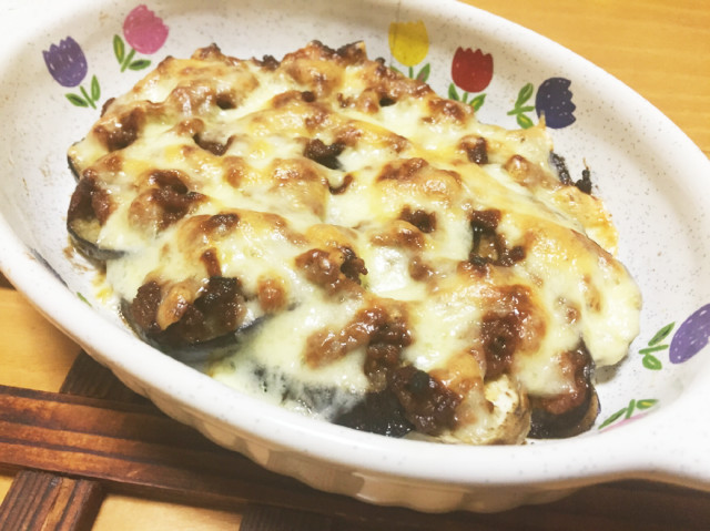 簡単♪茄子と挽き肉のチーズ焼きの画像