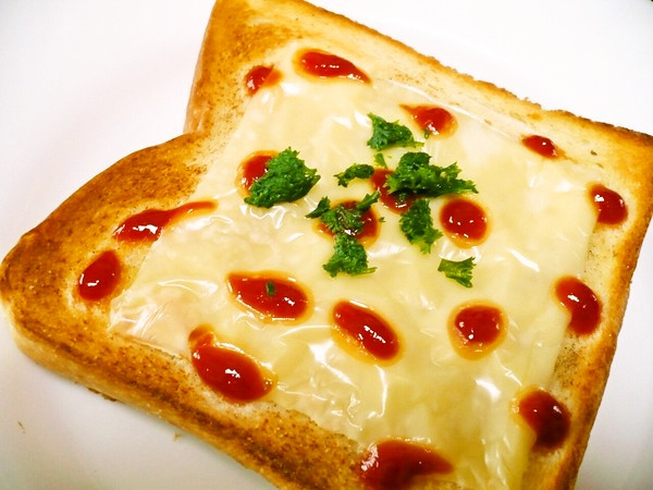 朝食に❤簡単ピザトーストの画像