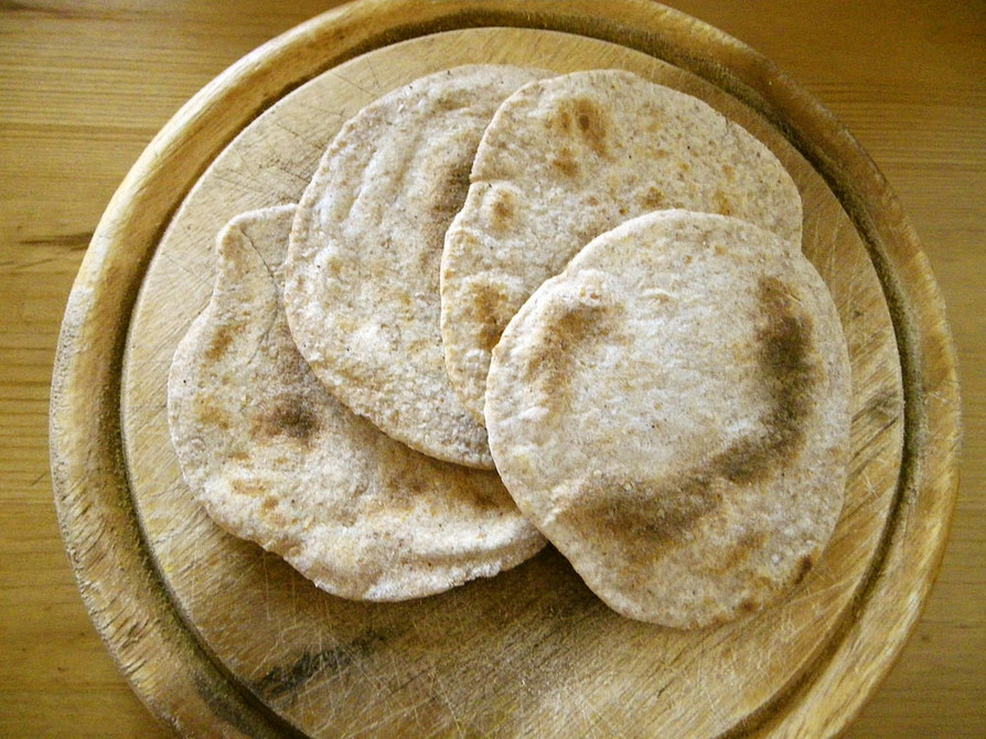 インドのパン、ロッティー（チャパティー）の画像