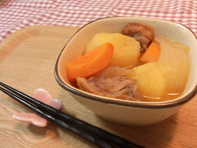 鶏肉じゃが。
