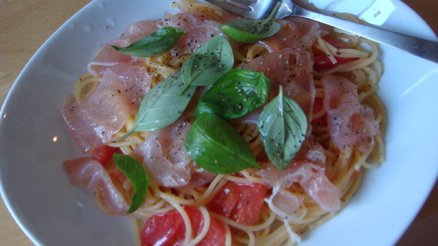スイートバジルと生ハムのパスタ レシピ 作り方 By ちゅかり クックパッド 簡単おいしいみんなのレシピが349万品