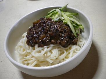 韓国風ｼﾞｬｰｼﾞｬｰ麺の画像