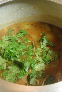 基本のサンバル（南インド豆スープ？）