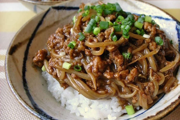 もやしと豚ひき肉のピリ辛味噌丼 レシピ 作り方 By Moj クックパッド 簡単おいしいみんなのレシピが355万品