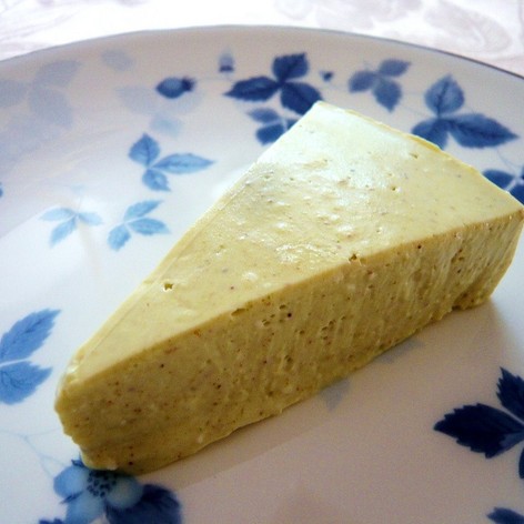 ピスタチオのレアチーズケーキ
