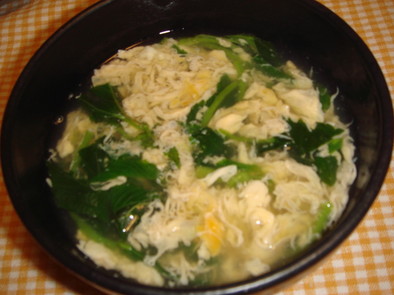 モロヘイヤと卵の簡単スープの写真