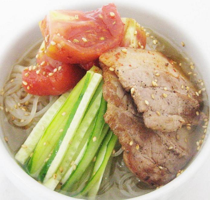 【『とまとキムチ』の韓国水冷麺】の作り方の画像