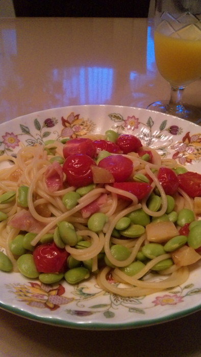 枝豆とミニトマトのペペロンチーノ☆の写真