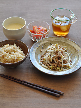 もやし炒め