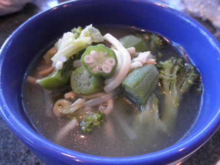 チキンヌードルスープ缶で和洋中華スープの画像