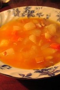 豆と野菜のスープ