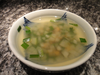 冬瓜とニラ・干しエビの中華スープ☆の写真