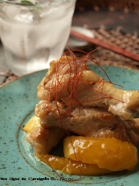 ホエー煮込みのハニーレモンチキン。