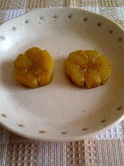 お弁当に 茄子のお花の写真