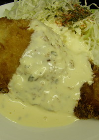 白身フライ　鮭フライ　タルタルソース