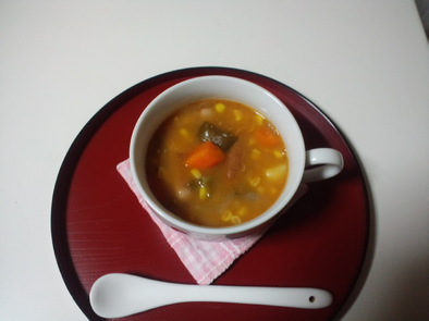 白いんげん豆の具沢山スープの写真
