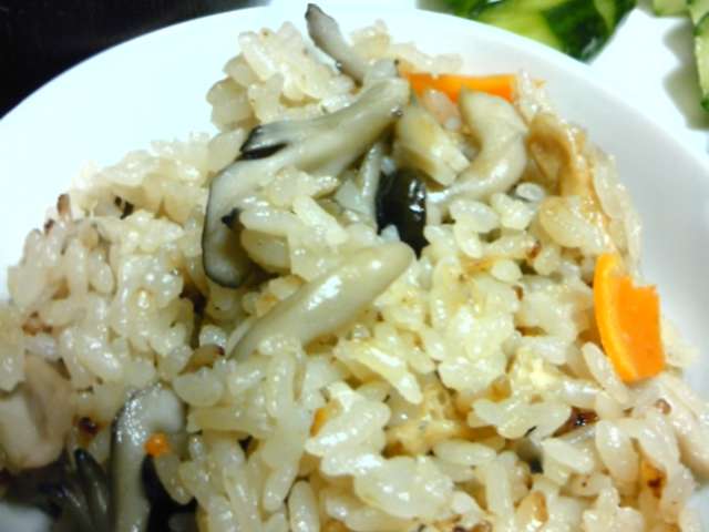簡単きのこの炊き込みご飯 レシピ 作り方 By わかﾃｨﾝ クックパッド
