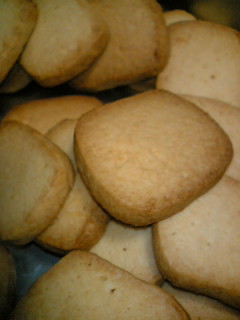 アイスボックス☆ミルクアーモンドクッキーの画像