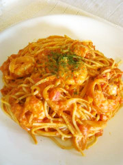 *海老のトマトクリームパスタソース*の写真