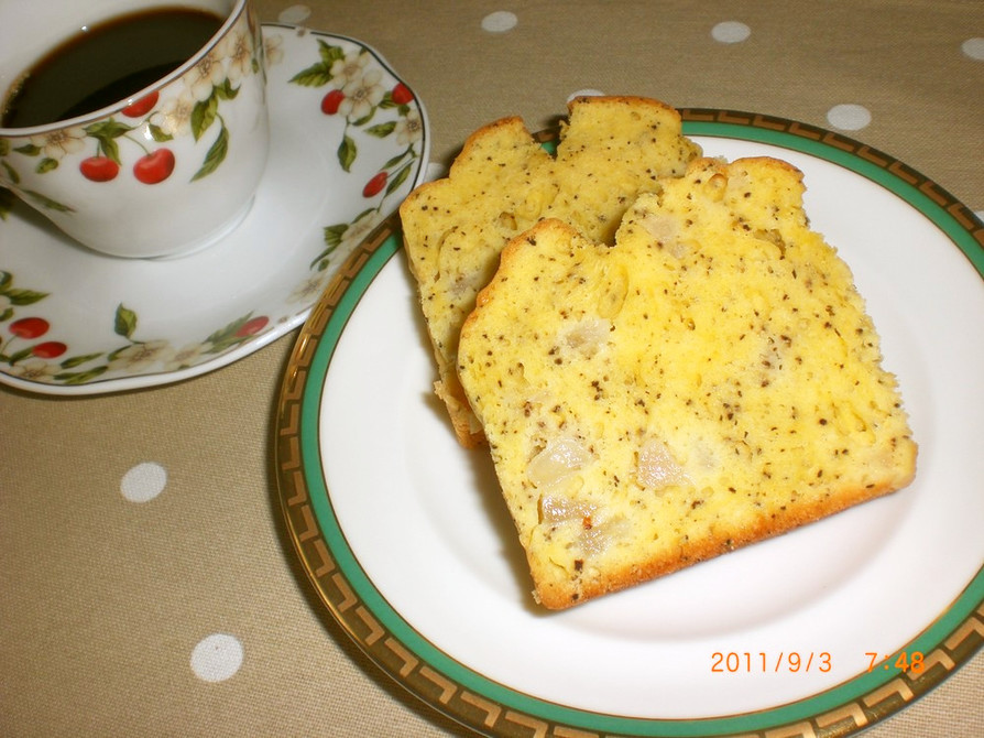 梨と紅茶のパウンドケーキの画像