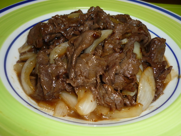 ✿牛肉と玉ねぎの甘辛炒め✿
