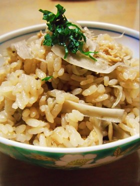 食物繊維たっぷり!ごぼうの炊き込みご飯♪
