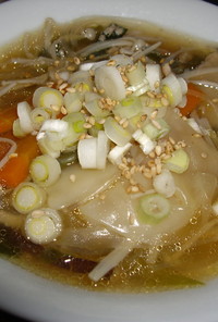 野菜たっぷり☆食べる春雨スープ