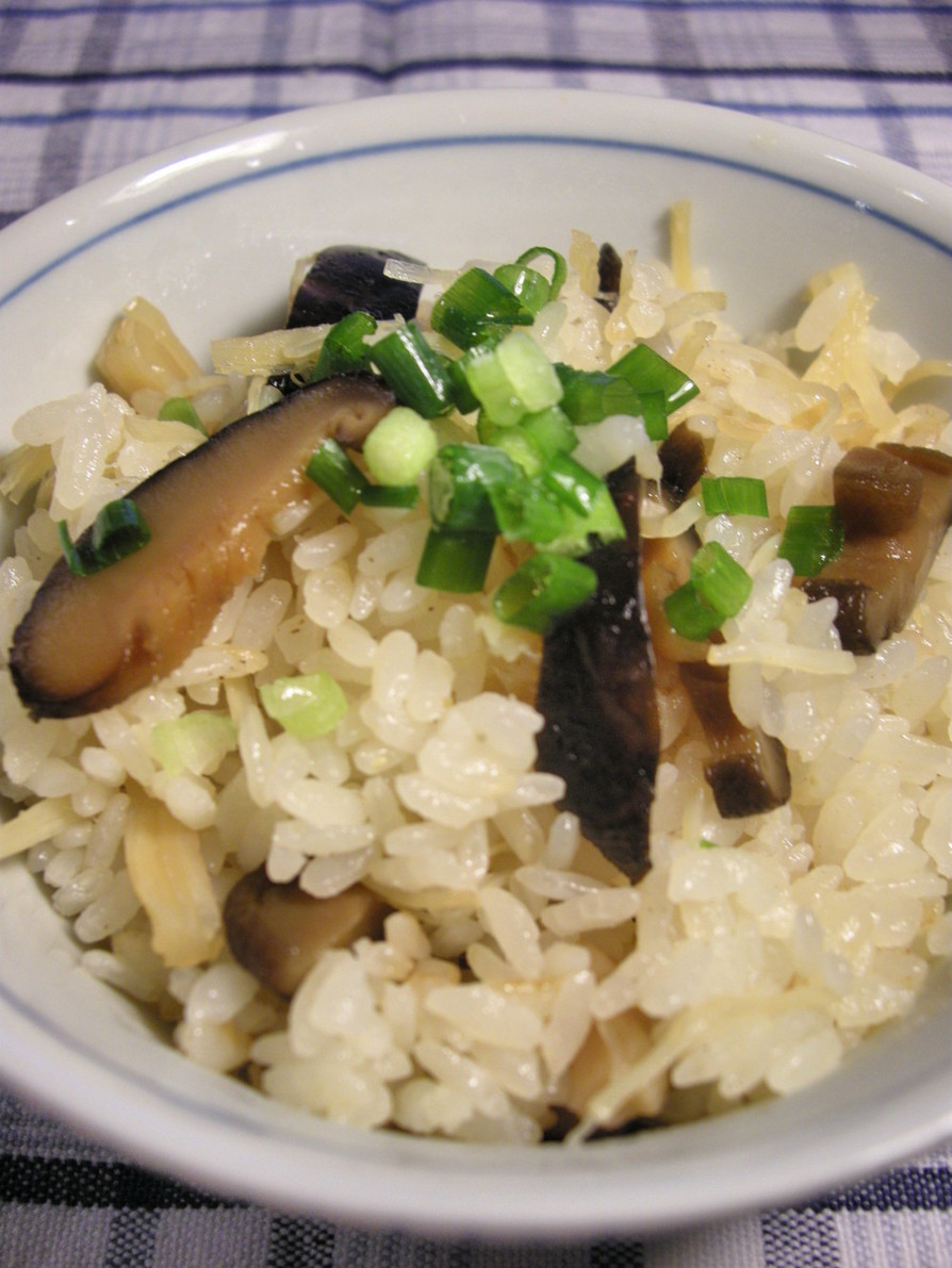 干し貝柱と椎茸の混ぜご飯♡の画像