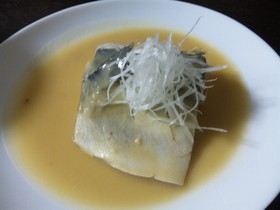 白みそで作る、鯖の味噌煮の画像