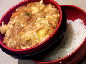 ★余り物で簡単★玉コロッケ丼