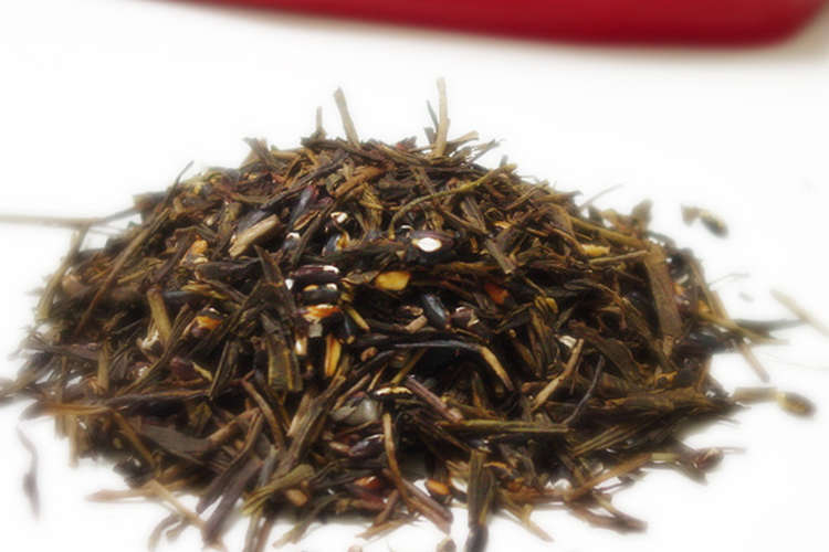 古くなった緑茶 ほうじ茶に変身 レシピ 作り方 By ステリーナ クックパッド 簡単おいしいみんなのレシピが360万品
