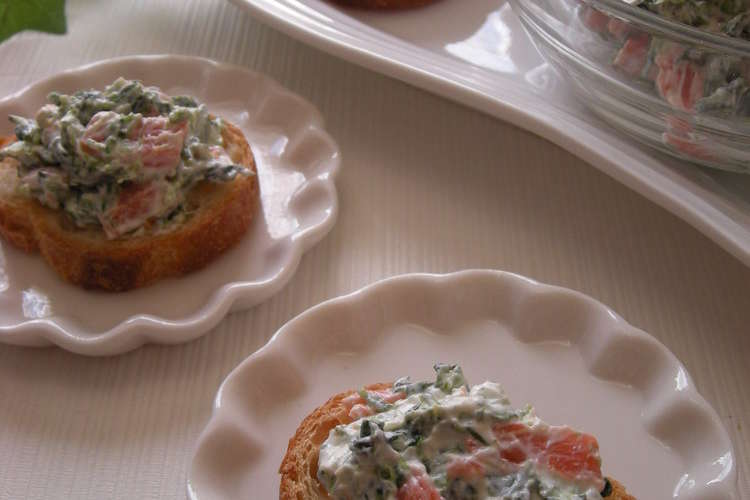 ほうれん草とサーモンのおつまみバゲット レシピ 作り方 By ルクルーゼ クックパッド