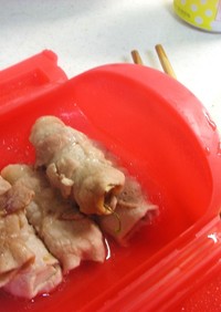 【ルクエ】豚肉のエリンギ巻き梅しそ風味