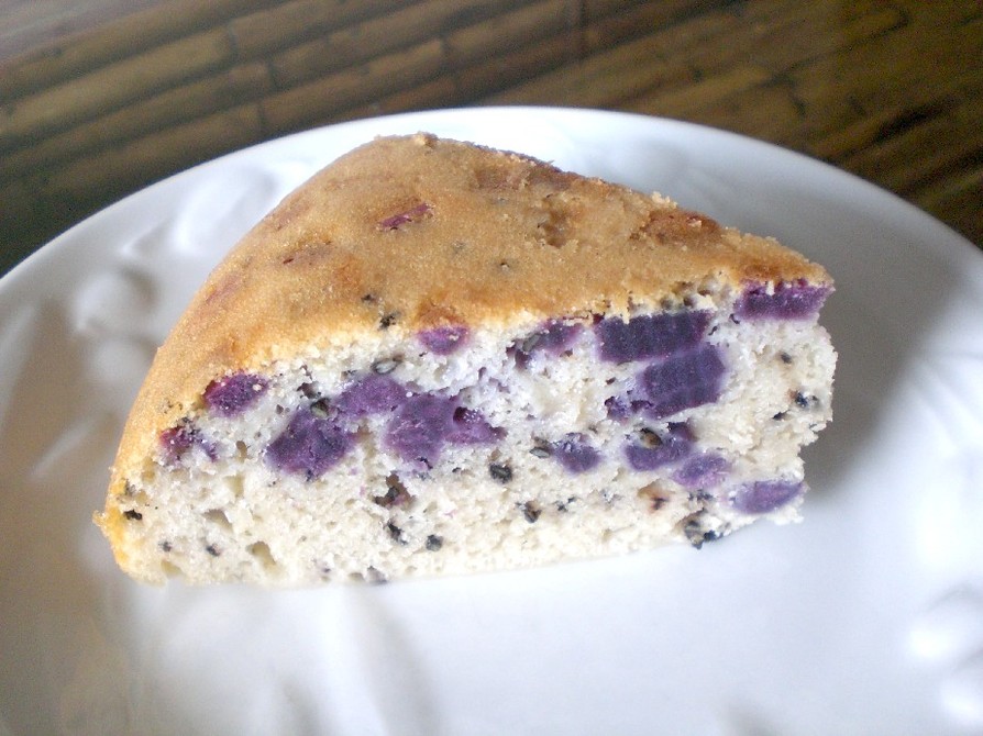 炊飯器で簡単☆紫芋と黒ゴマケーキの画像