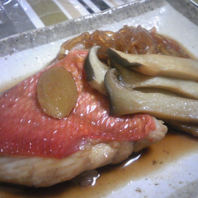 魚の煮付け 黄金比 金目鯛など煮魚に レシピ 作り方 By Ziggourat クックパッド 簡単おいしいみんなのレシピが353万品 魚の煮付け 黄金比 金目鯛など煮魚に レシピ 作り方 By Ziggourat クックパッド 簡単おいしいみんなのレシピが353万品