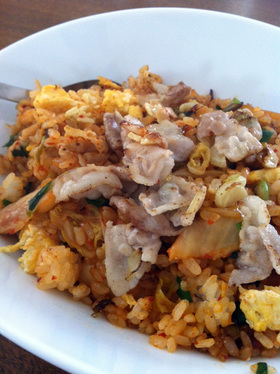 カリカリ豚バラのキムチ炒飯