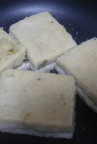 めちゃウマ高野豆腐のバジルチーズカツレツ
