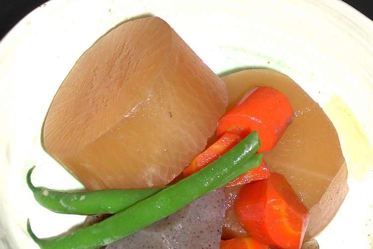魚のアラの出汁で大根 こんにゃく煮 レシピ 作り方 By まま蔵 クックパッド 簡単おいしいみんなのレシピが360万品