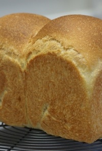 自家製酵母で　うちの１００％米粉食パン