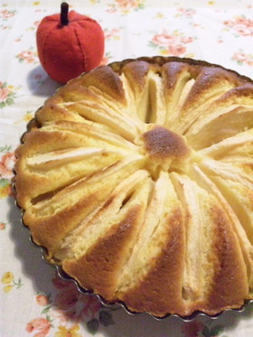 コンデンスミルクたっぷり りんごケーキ