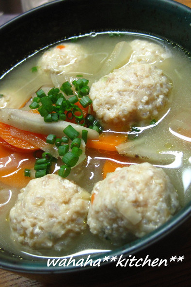 温まる～★鶏団子のお味噌汁☆の写真
