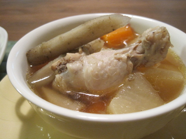 根菜と鶏手羽のほっこりスープの画像