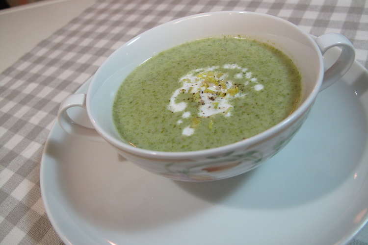 セロリの葉のポタージュスープ レシピ 作り方 By ゆみこ ｓキッチン クックパッド 簡単おいしいみんなのレシピが360万品