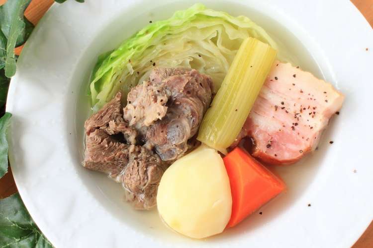 牛すね肉でコトコト 心も温まるポトフ レシピ 作り方 By 朝まと クックパッド 簡単おいしいみんなのレシピが352万品