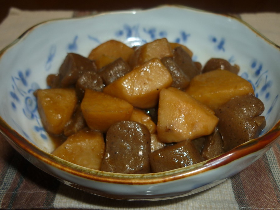 ✿里芋とコンニャクの簡単炒め煮✿の画像