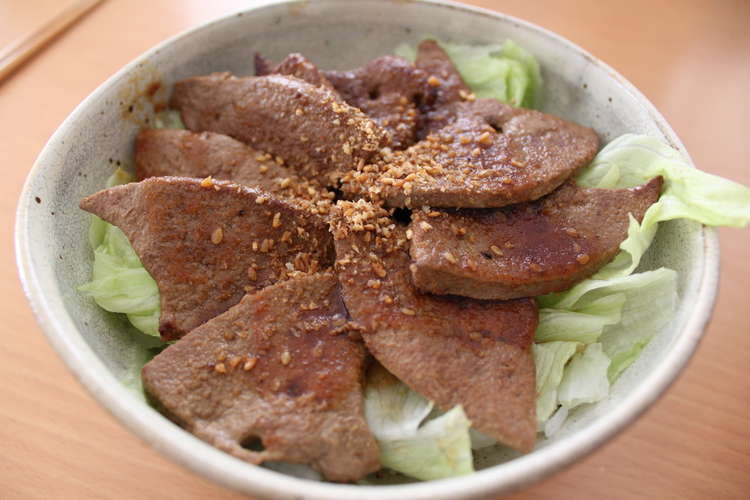 焼肉のタレで簡単 豚レバー丼 レシピ 作り方 By しきママ クックパッド 簡単おいしいみんなのレシピが353万品