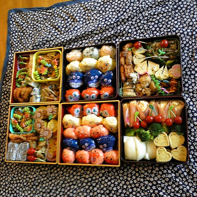 運動会 開けて可愛い重箱お弁当おにぎり レシピ 作り方 By みしょれー クックパッド 簡単おいしいみんなのレシピが367万品