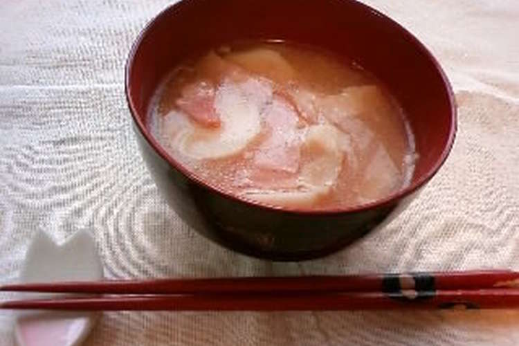 里芋とベーコンのお味噌汁 レシピ 作り方 By 月見なっとう クックパッド 簡単おいしいみんなのレシピが370万品